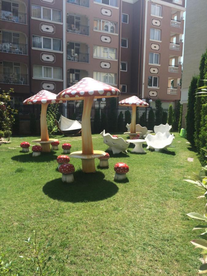 סאני ביץ' Apartments Sweet Home 4 מראה חיצוני תמונה