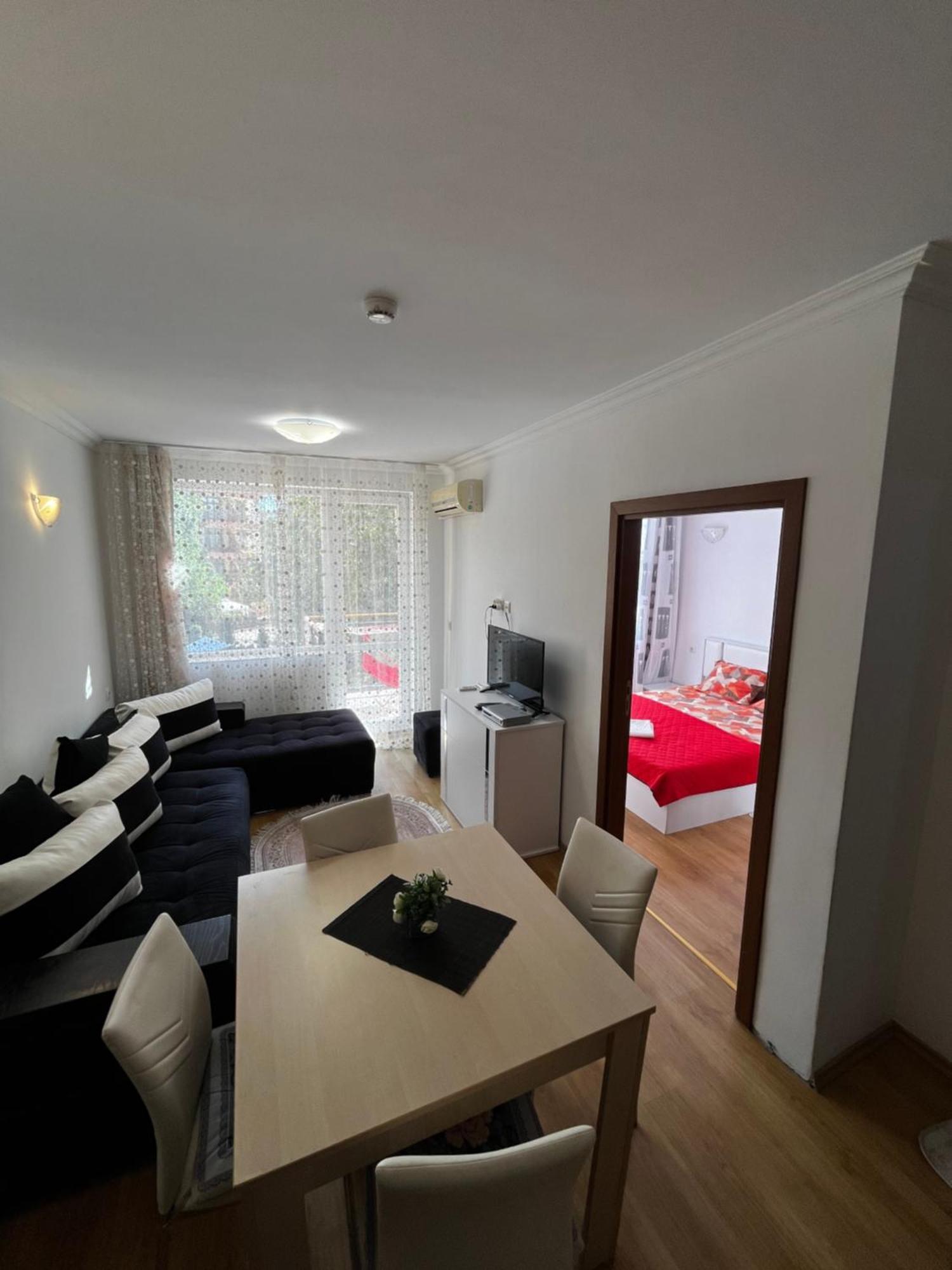 סאני ביץ' Apartments Sweet Home 4 מראה חיצוני תמונה