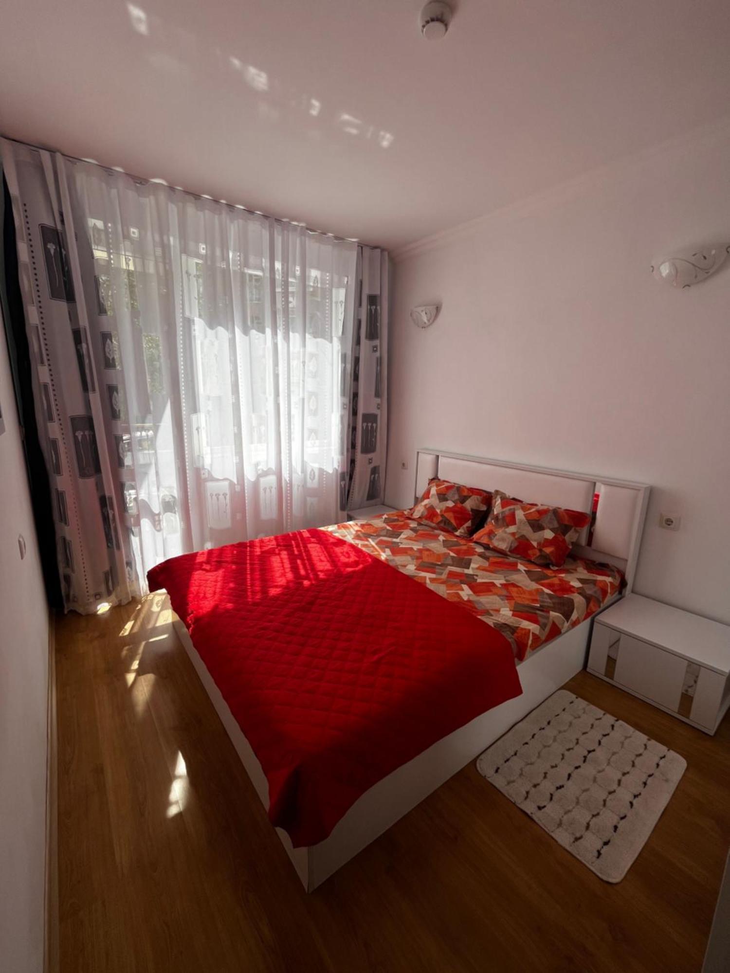סאני ביץ' Apartments Sweet Home 4 מראה חיצוני תמונה
